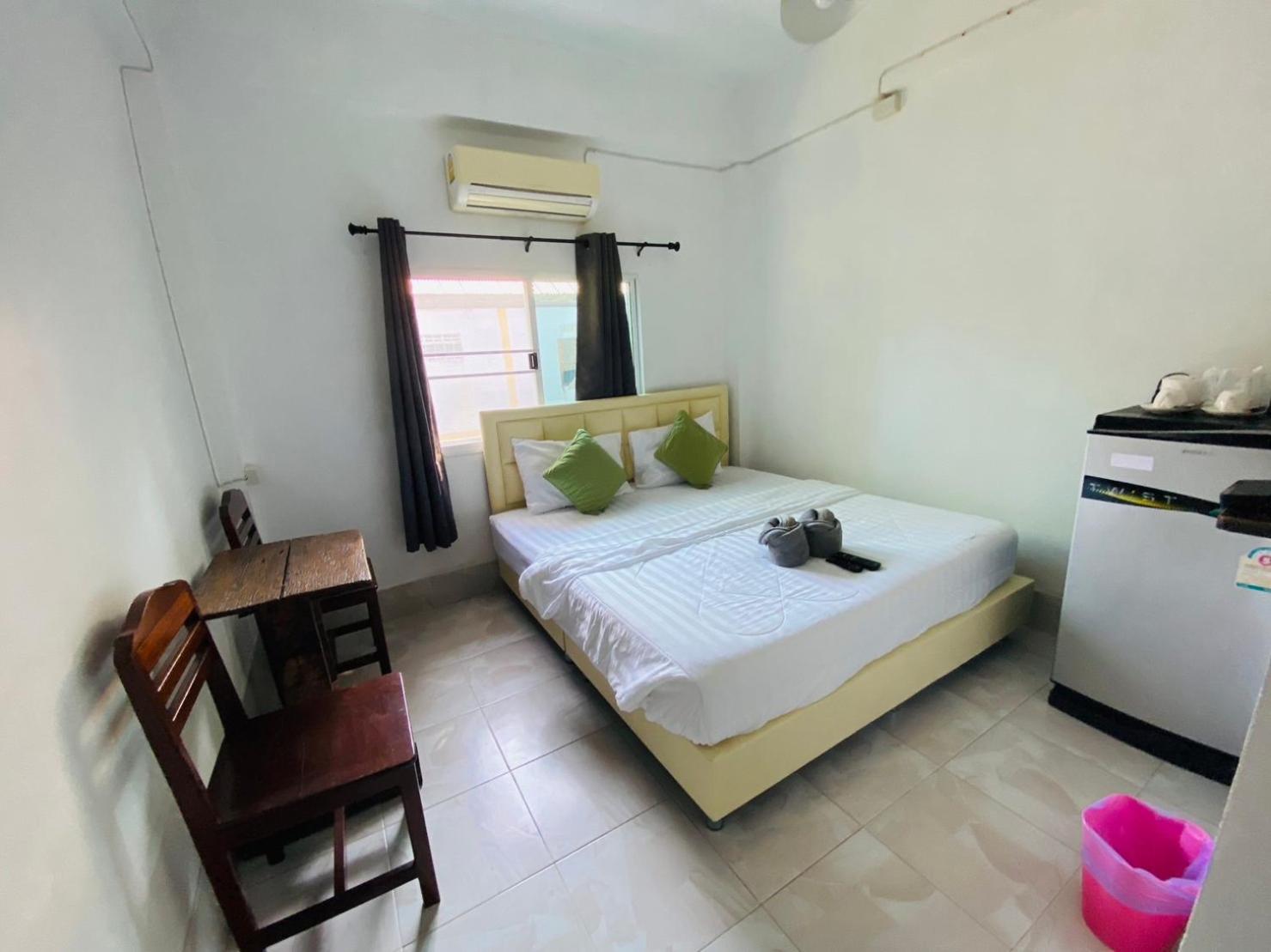 Miss Hong House Hotell Koh Samet Exteriör bild