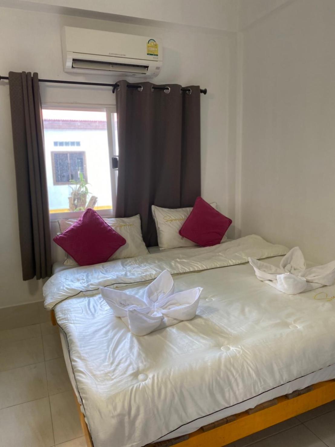 Miss Hong House Hotell Koh Samet Exteriör bild