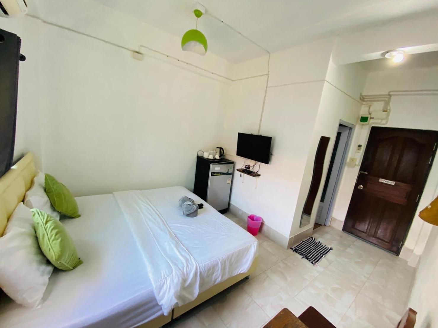 Miss Hong House Hotell Koh Samet Exteriör bild