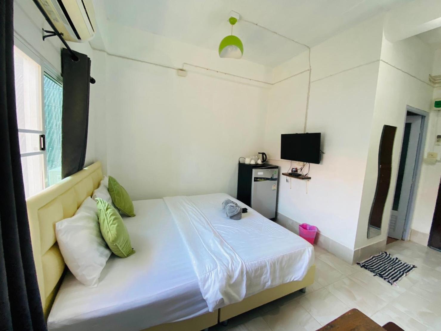Miss Hong House Hotell Koh Samet Exteriör bild