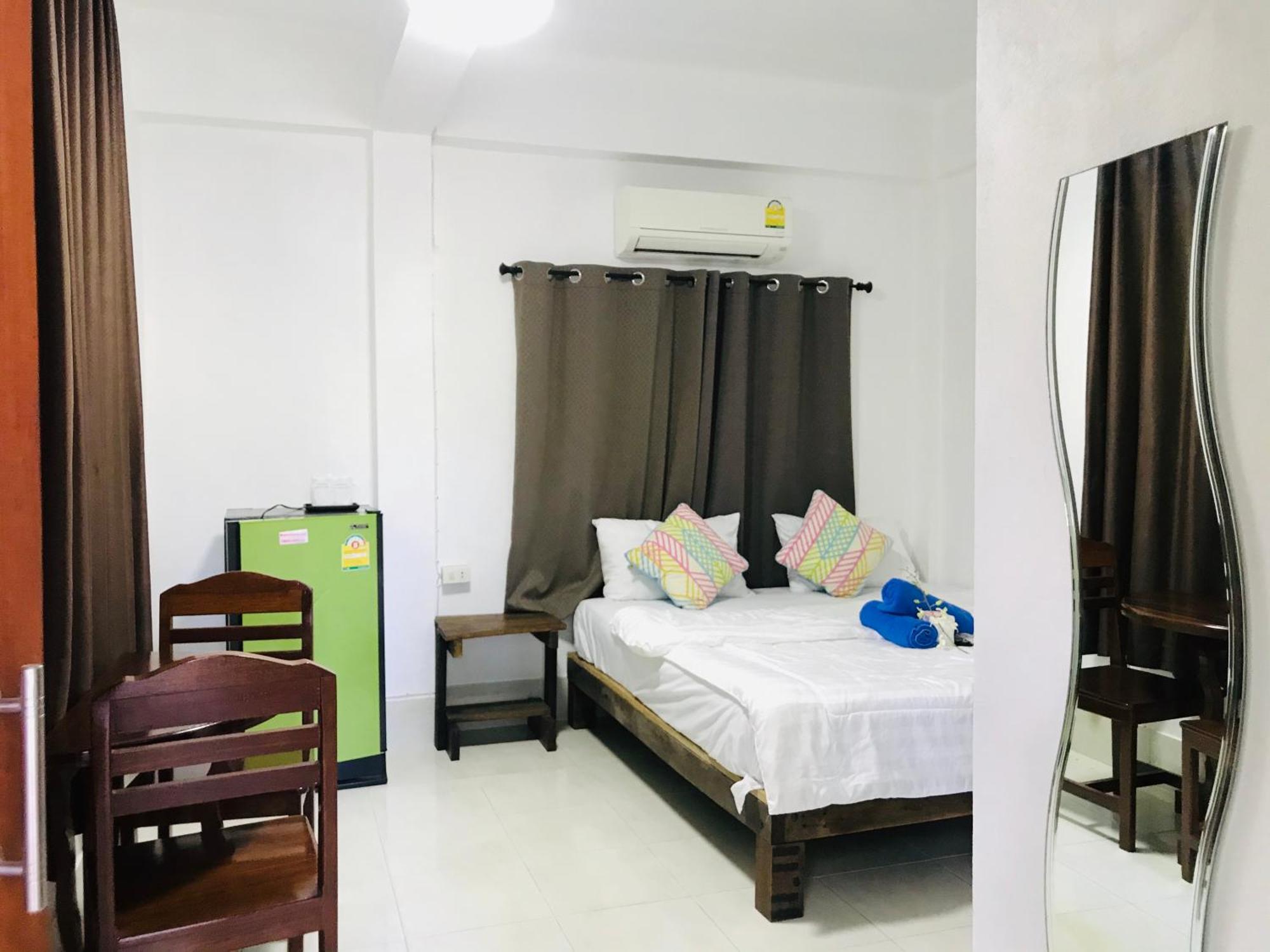 Miss Hong House Hotell Koh Samet Exteriör bild