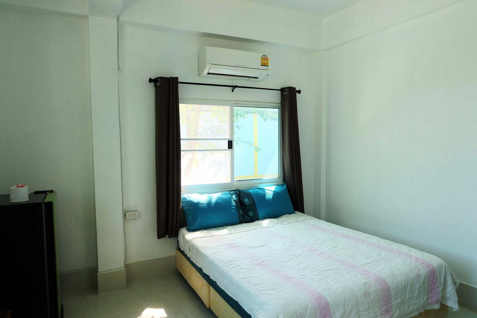 Miss Hong House Hotell Koh Samet Exteriör bild